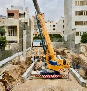 نصب ستون‌های پیش ساخته در روش تاپ دان